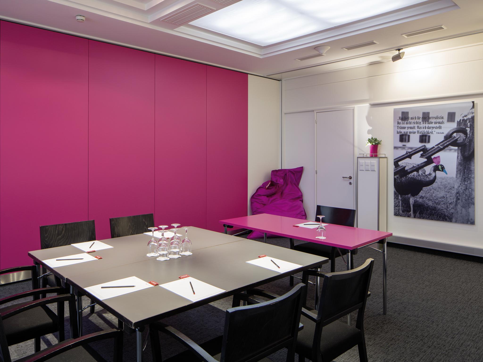 Austria Trend Europa Hauptbahnhof Hotel