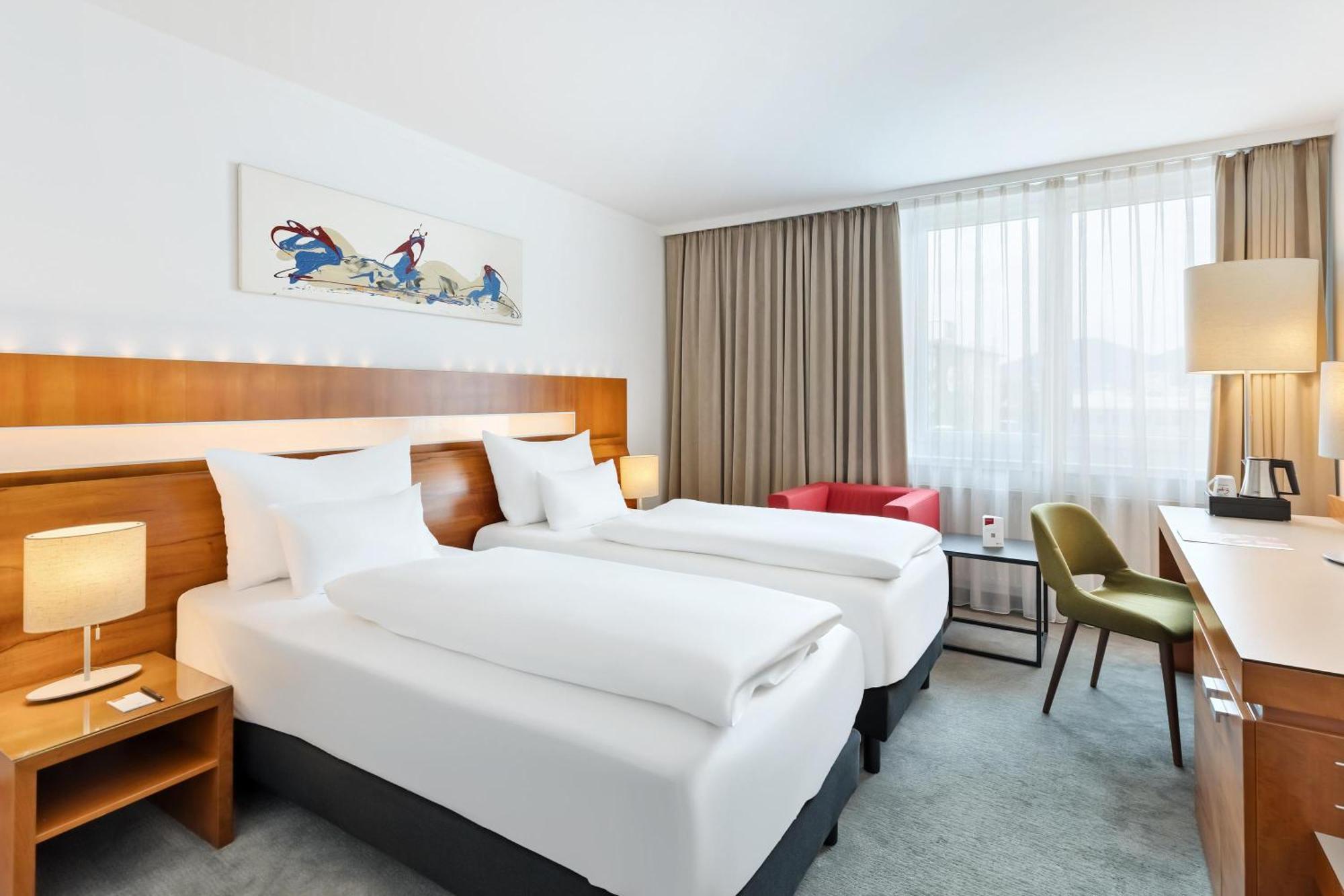 Austria Trend Europa Hauptbahnhof Hotel 4*